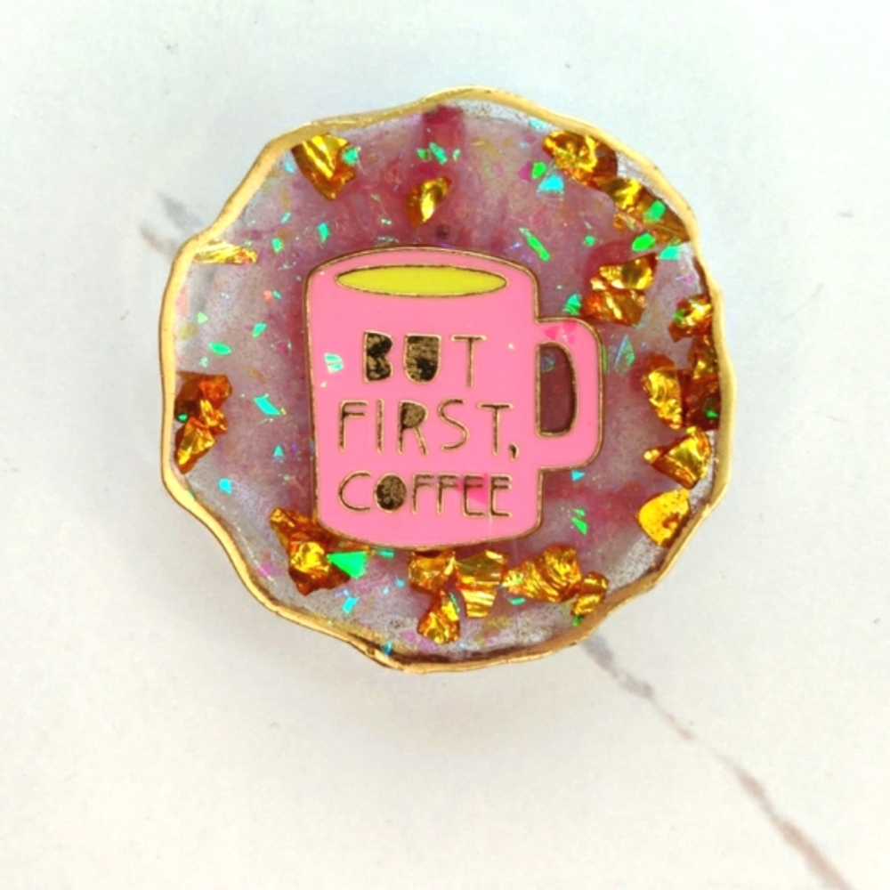 21. COFFEE LOVERS Handmade Resin Phone Grip